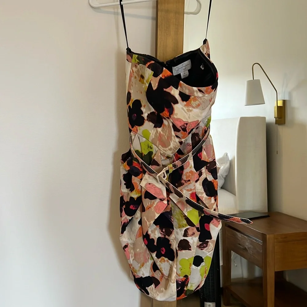 Jessica Simpson cocktail dress with belt size 4 - Picture 1 of 5